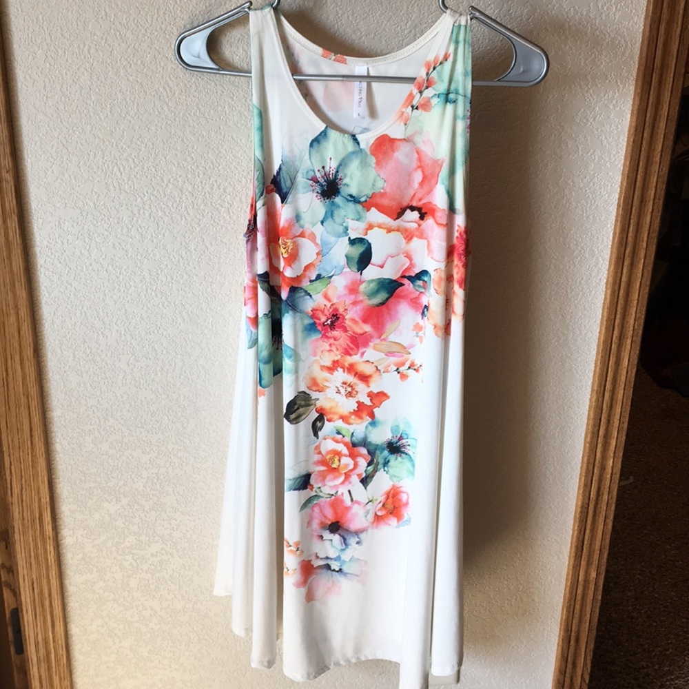 Floral pocket tunic!